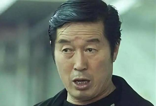 开云体育在线-“体坛败类”马俊仁，逼迫队员集体割阑尾，亲手给女队员注射禁药！|田径|金牌|辽宁|马家军|王军霞_新浪体育_新浪新闻